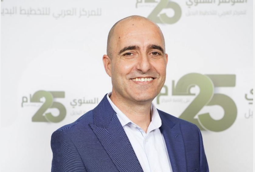 *الدكتور سامر سويد يفوز بجائزة NIF-UK السنوية لحقوق الإنسان*